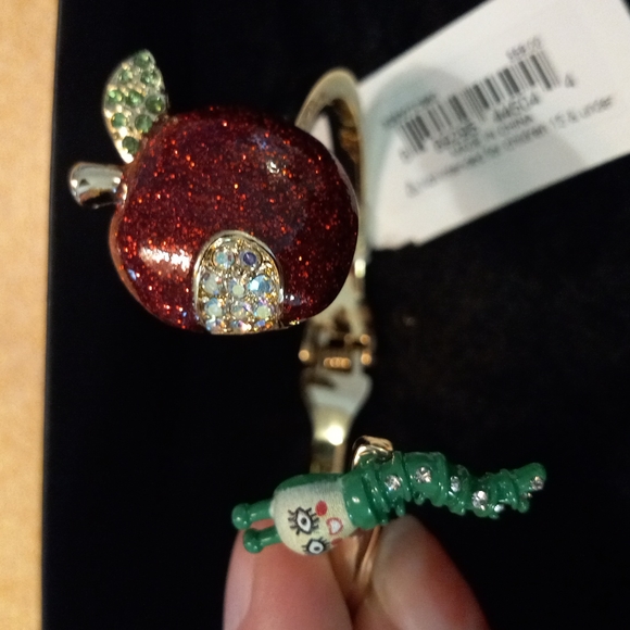 Betsey Johnson Worm 🐛 Apple 🍎 Bracelet ❣️ - Picture 5 of 5